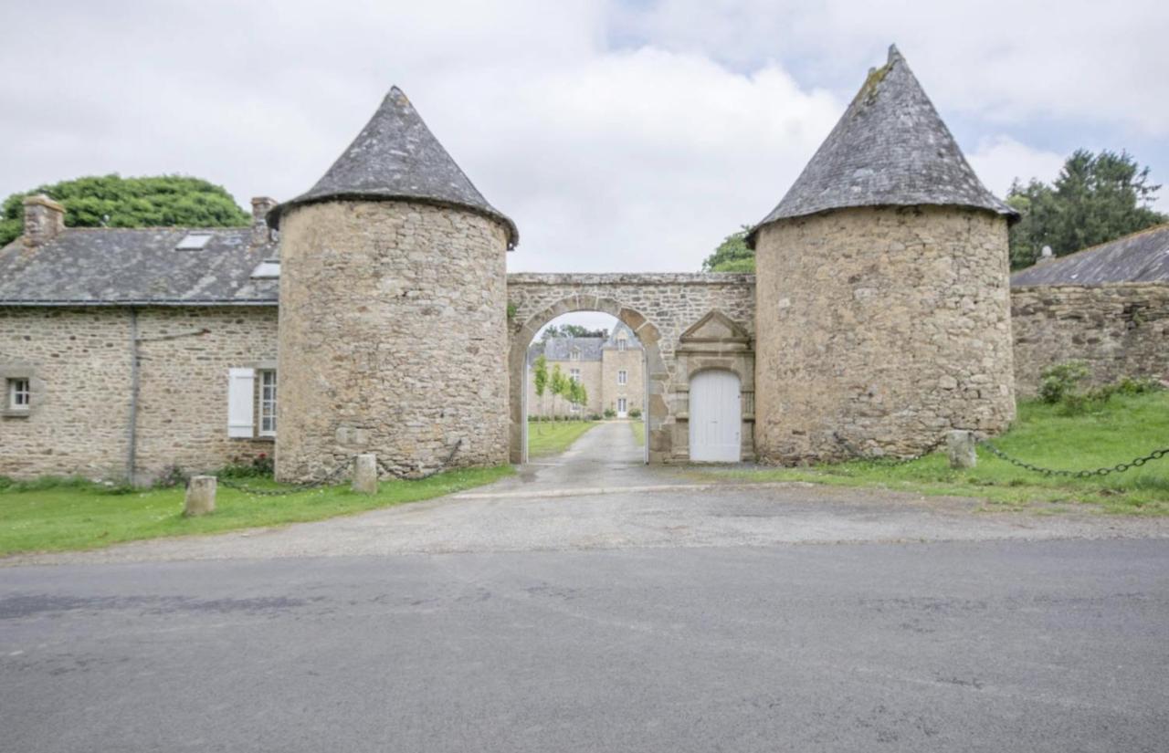 Chateau De Cadouzan Saint-Dolay Екстер'єр фото